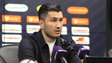 Maç sırasında Nuri Şahin