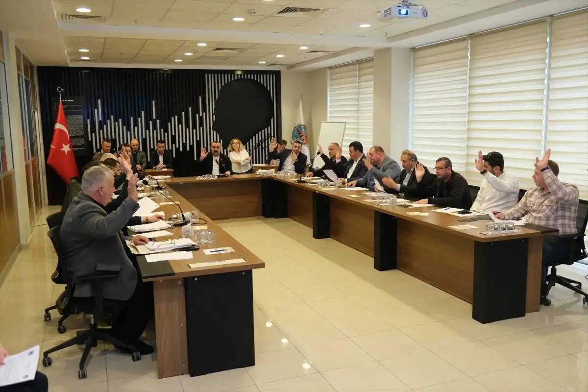 Keşan’da Dünya Romanlar Günü: Kitapseverler Sahne Aldı