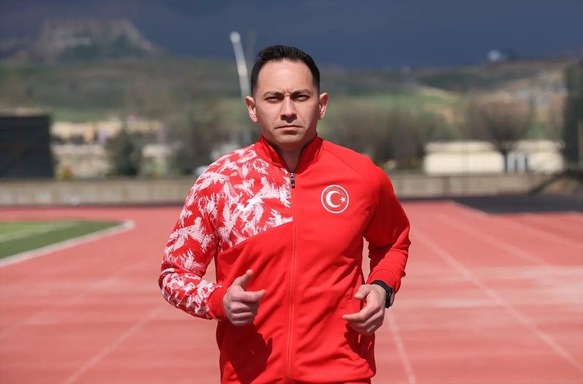 Polis Memuru Gökhan Uluman Balkan Atletizm Şampiyonası'nda Altın ve Gümüşle Türkiye'yi Gururlandırdı