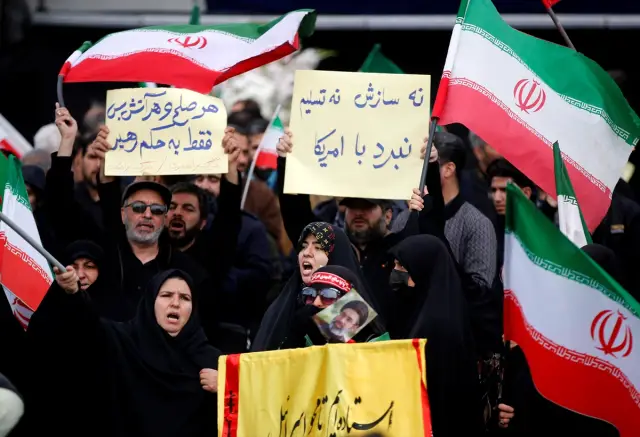 Siri Adası'nda patlama izleri