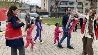 Alaşehir’de Çocuklar Geleneksel Oyunlarla Dünya Romanlar Günü’nü Coşkuyla Kutladı