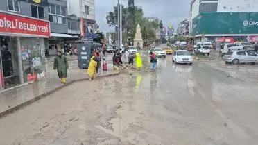 Sel sularının Bülbül Deresi'nden taşması