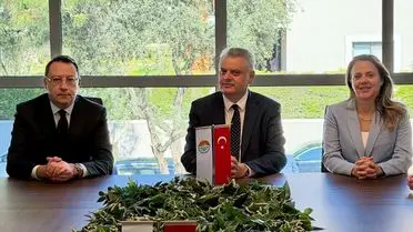 Moldova Büyükelçisi Oleg Serebrian, Marmaris Ticaret Odası'nı Ziyaret Etti