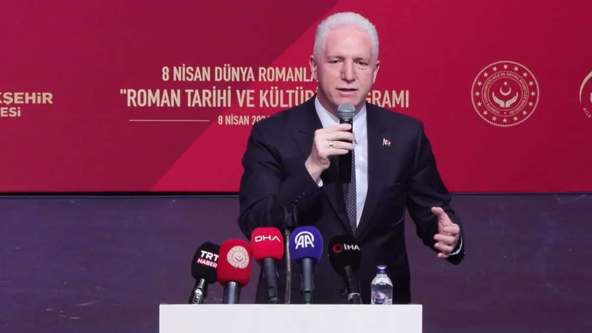 Bakan Göktaş'tan 1.071 Yeni Konut Projesi: Romanlar Günü'nde Açıklandı