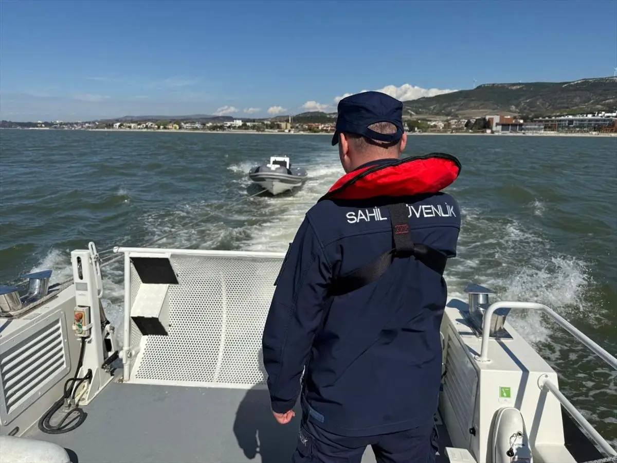 Çanakkale Boğazı'nda kurtarma operasyonu