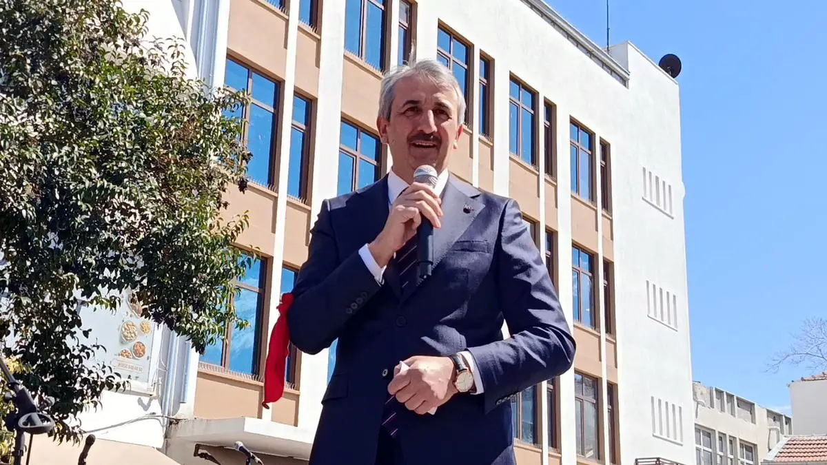 Edirne'de Dünya Romanlar Günü Renkli Performanslarla Coştu