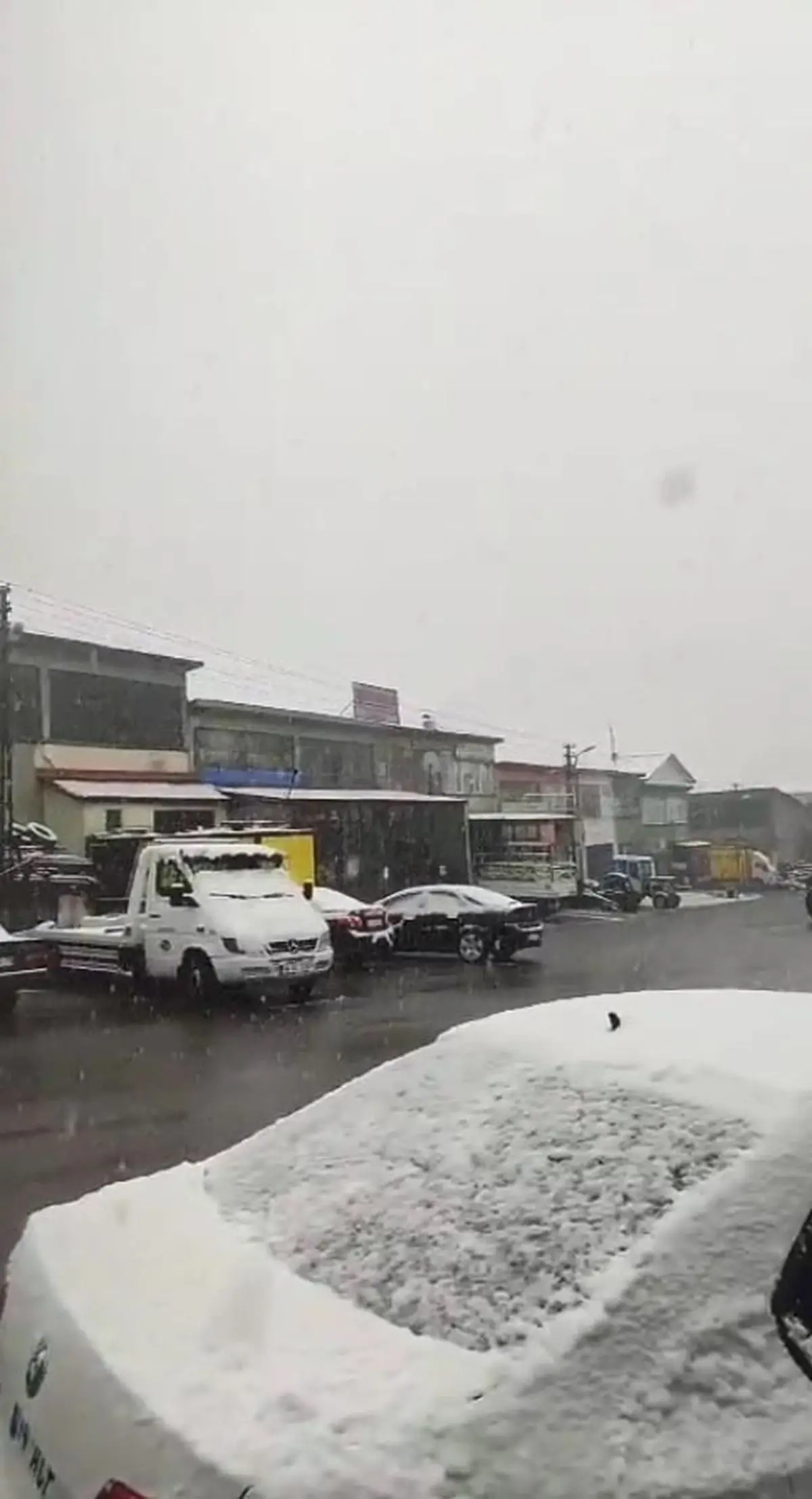 Gerede'de Kar Yağışı Şehri Büyüledi