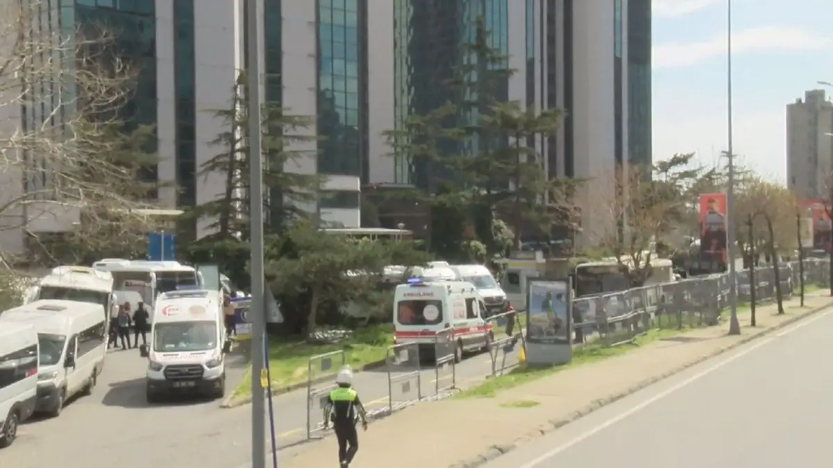 Beşiktaş’ta İsrail Konsolosluğu Önünde Şiddetli Çatışma: 1 Ölü, 2 Yaralı, 10 Gözaltı