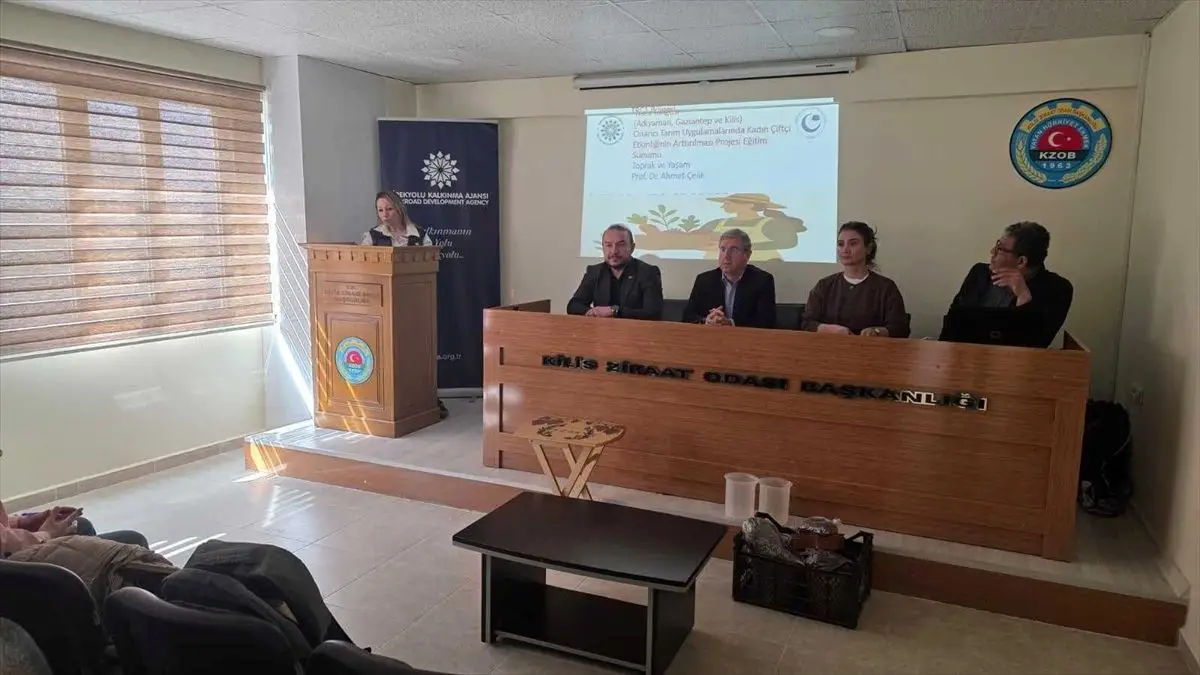 Kadın çiftçiler eğitim alıyor