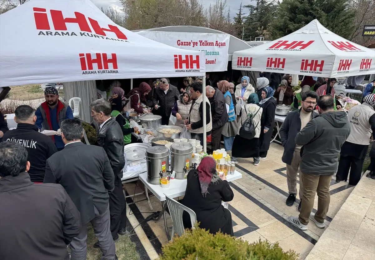 Nevşehir’de Gazze’ye Destek İçin Kermes Açıldı