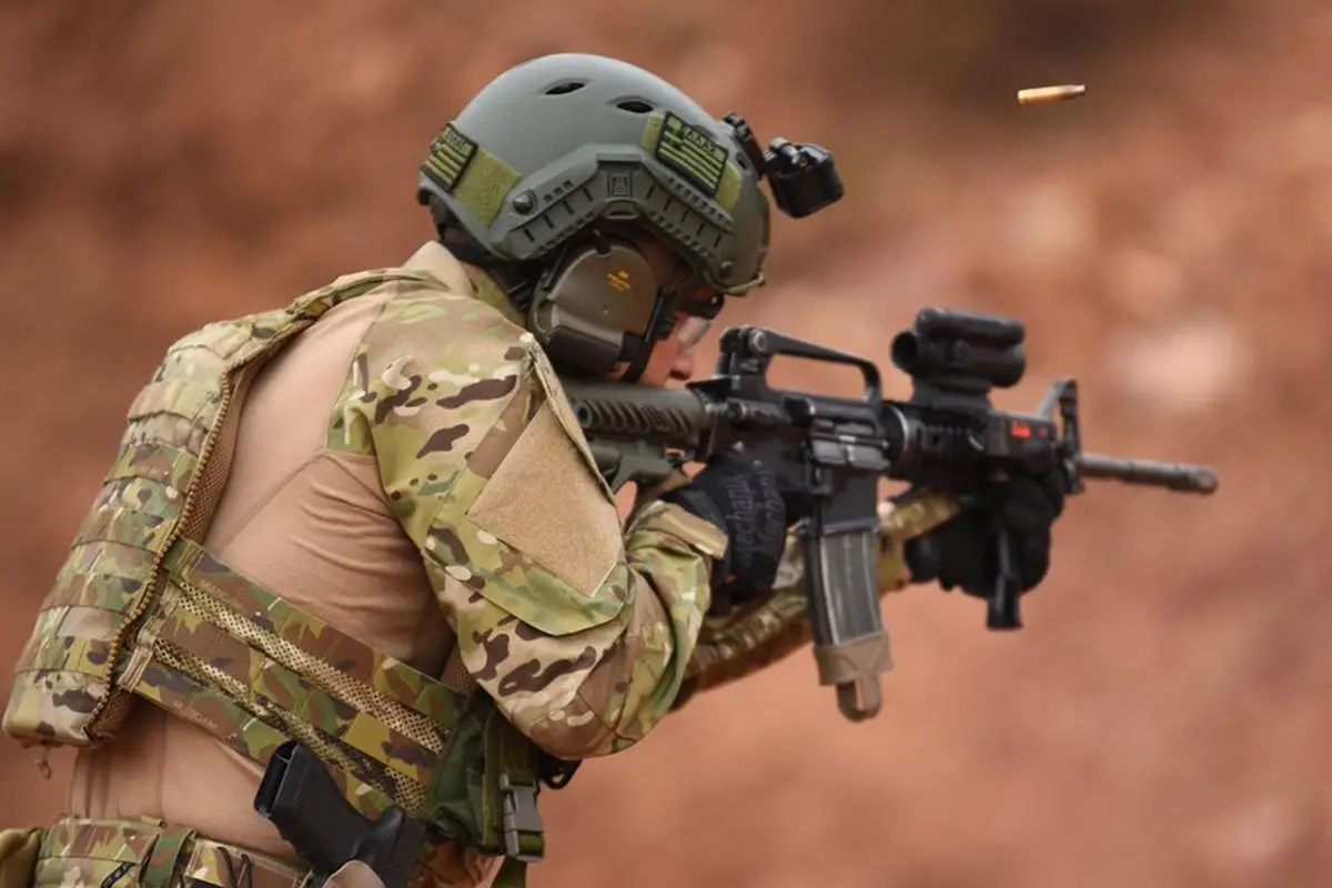 Yunan Albay, Çin'e NATO Bilgileri Sızdırmakla Suçlandı ve Tutuklandı