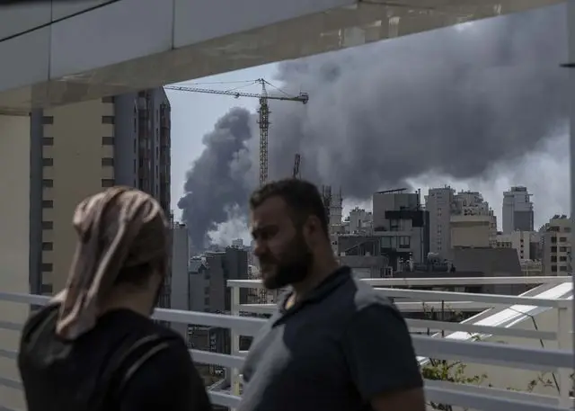 Saldırı sonrası Beyrut silüeti