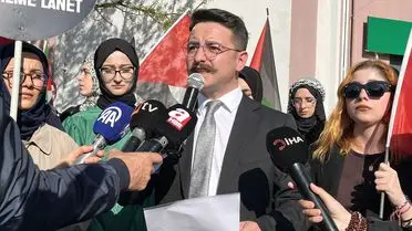 ÇOMÜ'de İsrail'in Filistinli Esirlere Yönelik Ölüm Cezası Taslağı Protesto Edildi