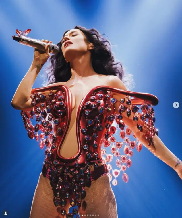 Başbakan Trudeau ile fotoğraf çeken Katy Perry