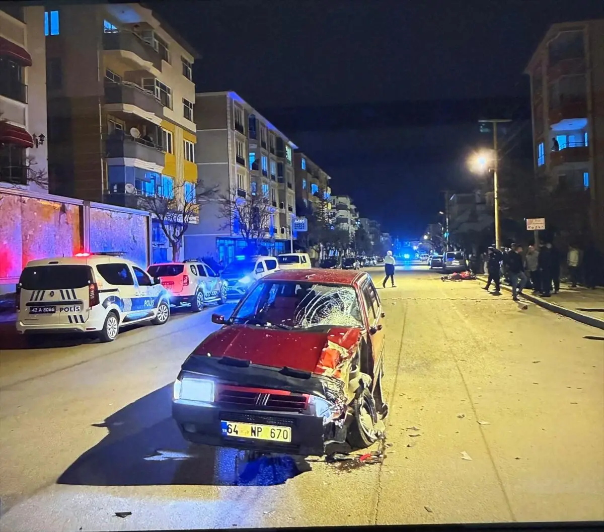 Akşehir'de Araç Çarpışması: Otomobil ve Motosiklet Birbirine Çarptı, 1 Yaralı