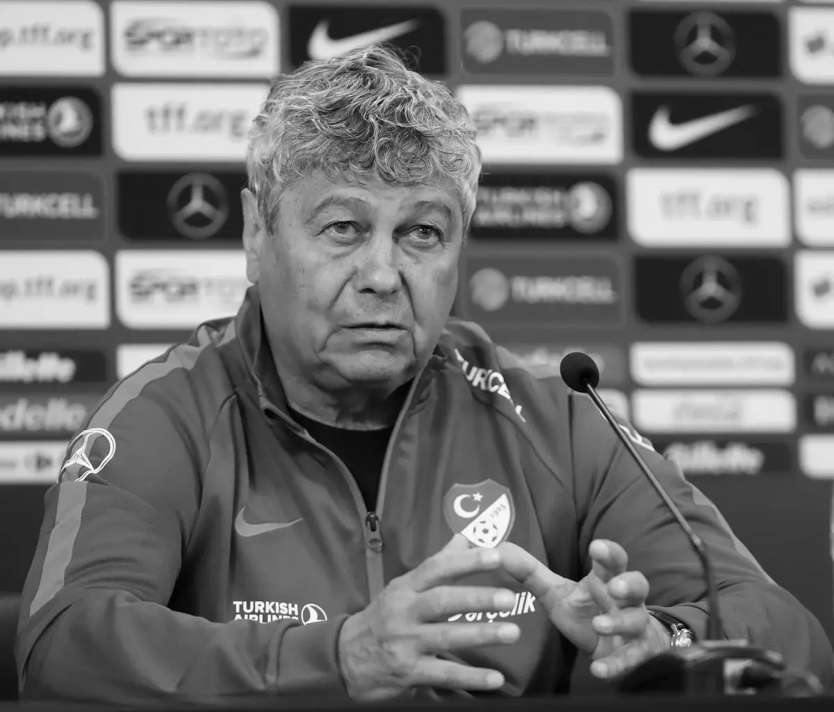 Mircea Lucescu’ya Veda: Romanya’da Anma Töreni ve Futbol Dünyasının Sessizliği