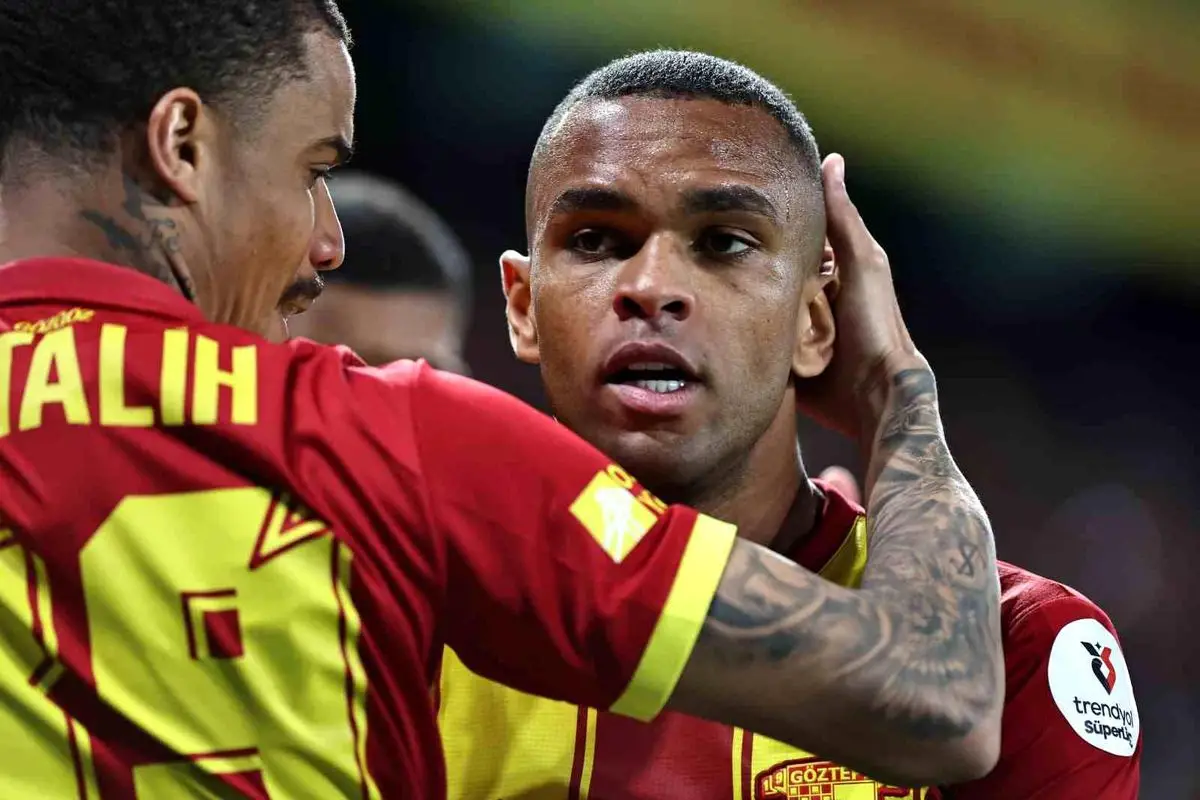 Göztepe, Galatasaray'ı 3-1 Yenerek Üst Üste İkinci Mağlubiyetini Aldı