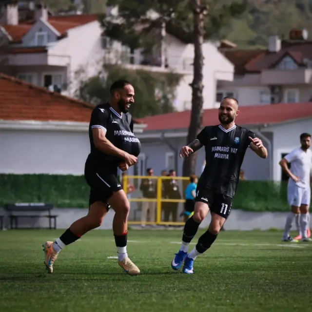 Stadyumda maç öncesi atmosfer