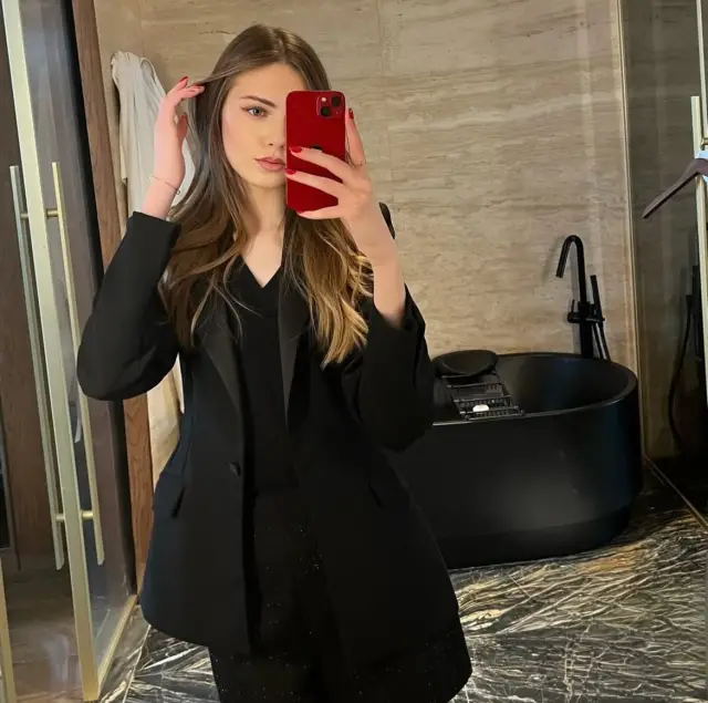 Berke Özer'in saha dışı görüntüsü