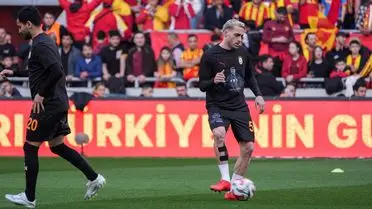 Galatasaray, Göztepe'yi 3-1 Yenerek Süper Lig'de Öne Çıktı