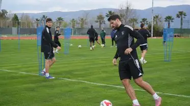 Kocaelispor, Galatasaray Maçına Hazırlık Sürecinde Özgüvenini Vurguladı