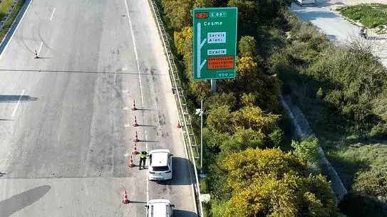 Çeşme'de Dronlu Trafik Denetimi: Akıllı Gözetimle Yol Güvenliği Artıyor