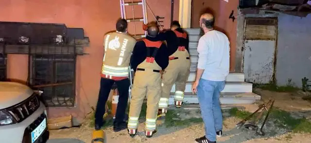 Olay yerinde inceleme yapan ekip