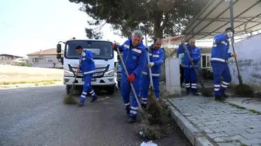 Aydın Büyükşehir Belediyesi Acarlar’da Geniş Çevre Düzenleme ve Temizlik Çalışması Gerçekleştirdi