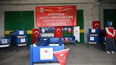 Demirci'de Çiftçilere %80 Hibeli Yemlik Desteği: 14 Besiciye Yeni Araçlar Sağlandı