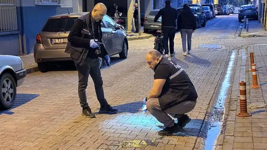 Aydın’da 5. Kat Penceresinden Düşen Kadın Ağır Yaralı Olarak Hastaneye Alındı