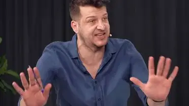 Eski Futbolcu Batuhan Karadeniz'in BAE'de Gözaltına Alındığı İddiası