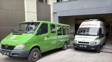 Bucak'ta Tarım İşçilerini Taşıyan Minibüs ve Tır Çarpıştı: 7 Kişi Hayatını Kaybetti