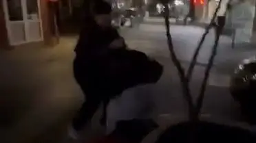 İnegöl'de Genç Kızların Şiddetli Kavgası Kamerada Görüldü