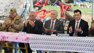 Elazığ Valisi Hatipoğlu, Şehit Polis Memurunun Ailesine Taziye Ziyareti Gerçekleştirdi