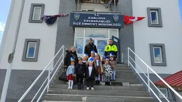 Karlıova Kreş Öğrencileri Polis Haftasını Kutlamak İçin Emniyet Müdürlüğünü Ziyaret Etti