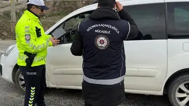 Kırşehir'de Güvenlik Operasyonu: 15 Düzensiz Göçmen Yakalandı