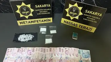 Sakarya’da Uyuşturucu Kaçakçılığına Darbe: İki Şüpheli Tutuklandı