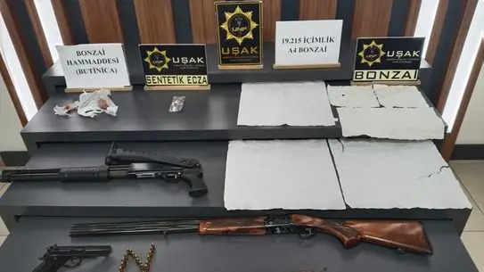 Uşak’ta Uyuşturucu ve Silah Operasyonu: 3 Şüpheli Tutuklandı