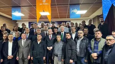 Yüksekova’da 35 Gelecek Partisi Üyesi AK Parti’ye Katıldı