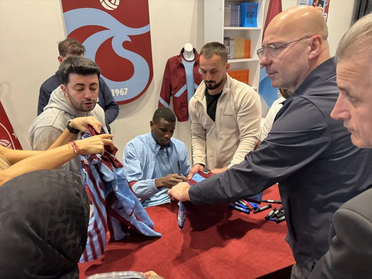 Paul Onuachu Taraftarlarla Buluştu: Gol Krallığının Mutlu Anları