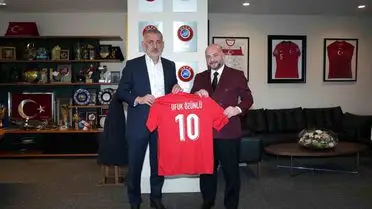 Kırkpınar Ağası Ufuk Özünlü, TFF Liderlerine Özel Hediyeler Takdim Etti