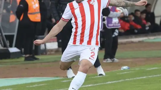 Sivasspor, Boluspor'u 2-1 Mağlup Etti: Avramovski ve Okoronkwo'nun Golleri