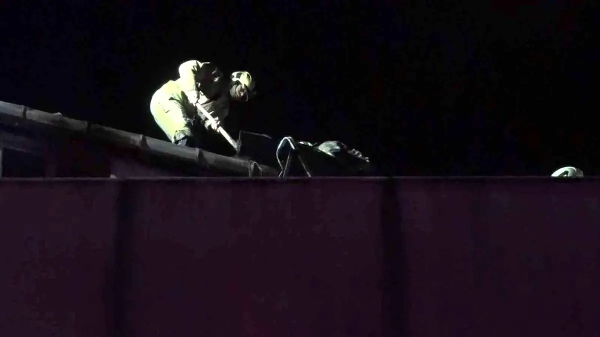 Küçükçekmece otelinde çıkan yangın