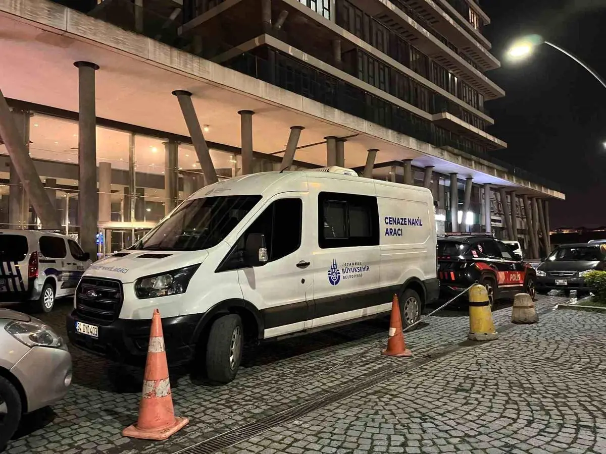 Zeytinburnu'nda silahlı saldırı sonrası olay yeri