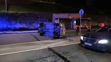 Kağıthane'de Alkollü Sürücünün Kaza Yaptığı Viyadükte 2 Şerit Kapatıldı