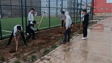Van’ın Bahçesaray İlçesinde 1.300 Ağaç Fidanı Toprakla Buluştu