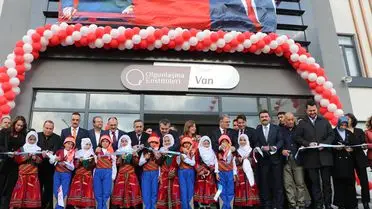 Bakan Tekin'den OECD karşılaştırması: Türkiye eğitim altyapısında ilerleme kaydediyor