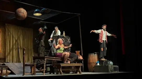 Bursa’da Van Devlet Tiyatrosu’ndan “Büyük İskender’in Atı” Gösterimi