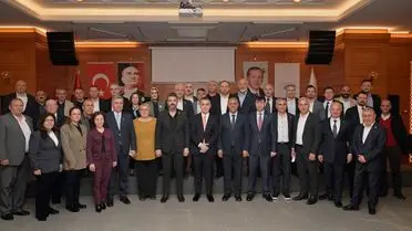 Esenyurt’ta Yerel Yönetim Buluşması: Belediye Başkan Vekili Aksoy, Muhtarlarla Projeleri Gözden Geçirdi