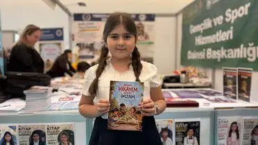 Deprem Bölgesine Destek: 3‑A Sınıfı Öğrencileri 'Benim Hikayem Benim İmzam' Kitabını Yayınladı